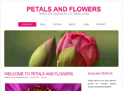 粉色可爱花瓣和花css网页模板